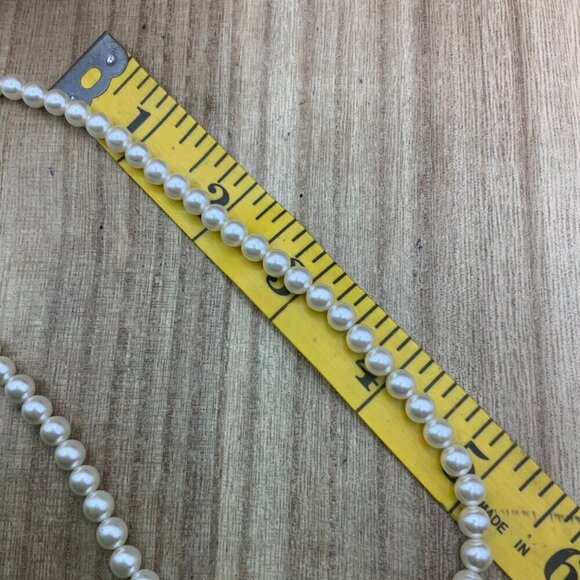 Napier Vintage Faux Pearl Single Strand Choker Gold Tone Necklace - Picture 6 of 7